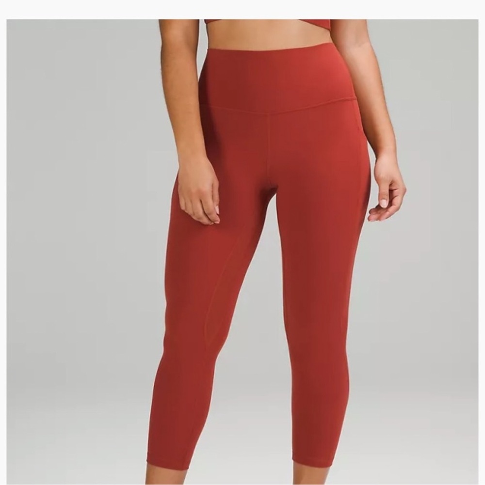 Lululemon wunder under leggings size 4